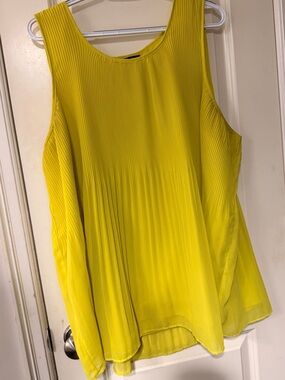 Women's Chartreuse Yellow Pleated Sleeveless Top